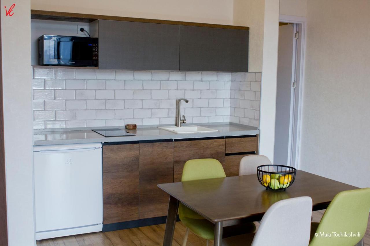Aura Sameba, Luxury Apartment Tbilisi Buitenkant foto