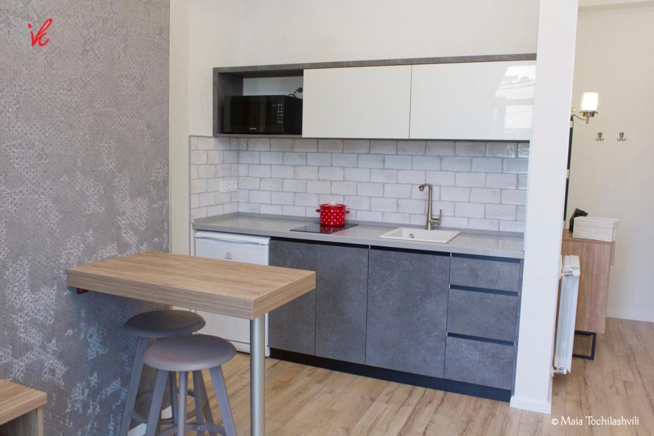 Aura Sameba, Luxury Apartment Tbilisi Buitenkant foto